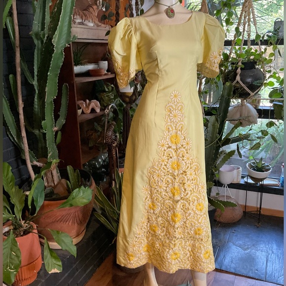 Vintage Embroidered Yellow Flowers Maxi Dress - Picture 7 of 10
